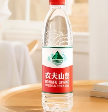 农夫山泉 饮用水 饮用天然水550ml*24瓶 红盖水 一箱装