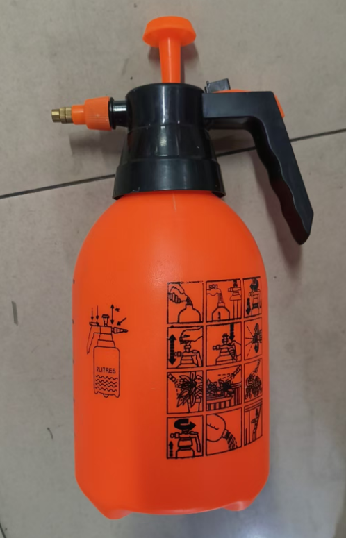 2L手动气压式喷水壶