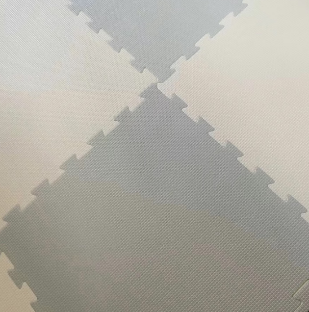 灰色拼接地垫
